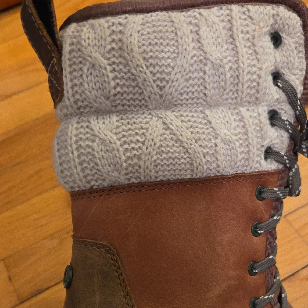 The North Face Shellista Brown and Cream Insulated Winter Rain Boots